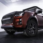 Isuzu D Max 2020+ Black Bonnet Protector - Close